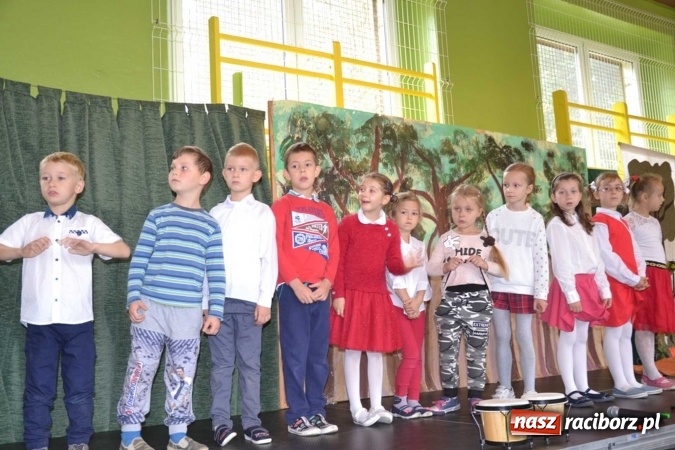 Zdjęcie w galerii na portalu naszraciborz.pl: Podwójny jubileusz szkoły w Rudach! wiadomości z regionu