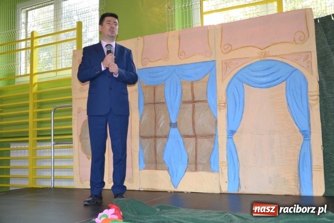 Zdjęcie w galerii na portalu naszraciborz.pl: Podwójny jubileusz szkoły w Rudach! wiadomości z regionu