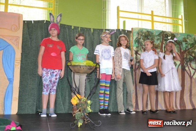 Zdjęcie w galerii na portalu naszraciborz.pl: Podwójny jubileusz szkoły w Rudach! wiadomości z regionu