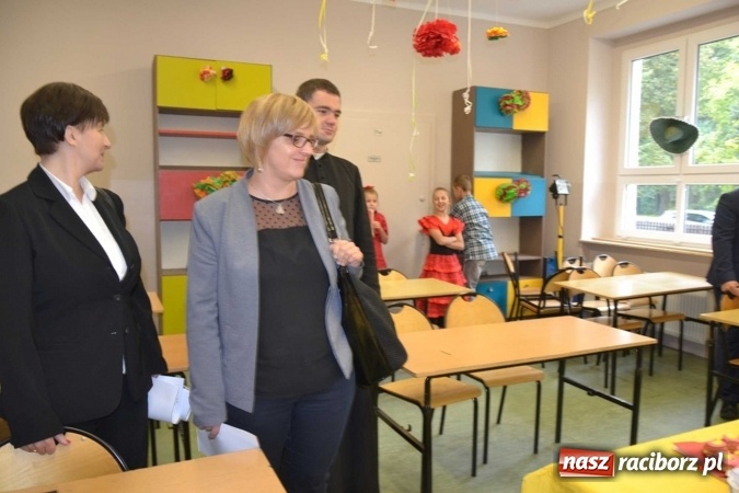Zdjęcie w galerii na portalu naszraciborz.pl: Podwójny jubileusz szkoły w Rudach! wiadomości z regionu