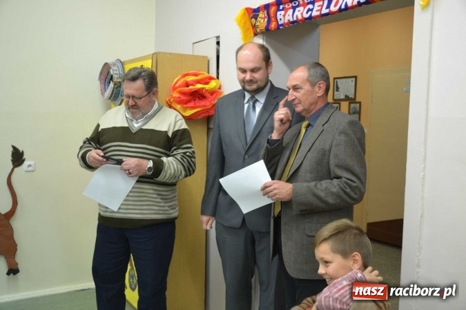 Zdjęcie w galerii na portalu naszraciborz.pl: Podwójny jubileusz szkoły w Rudach! wiadomości z regionu