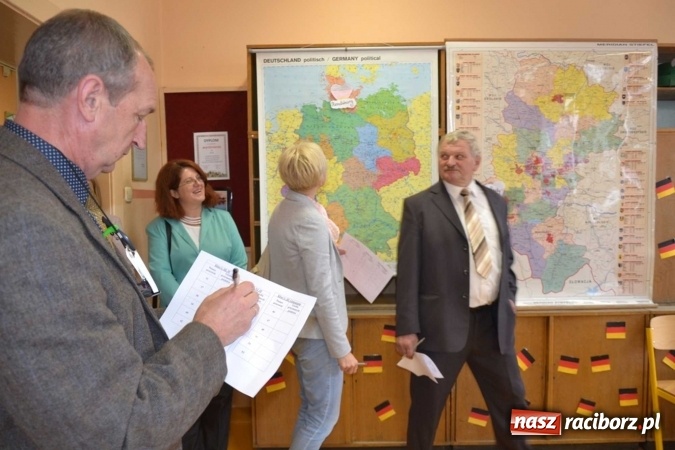 Zdjęcie w galerii na portalu naszraciborz.pl: Podwójny jubileusz szkoły w Rudach! wiadomości z regionu