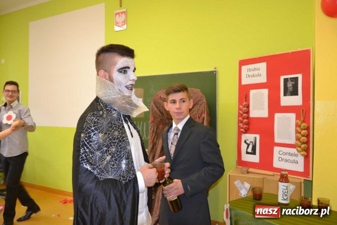 Zdjęcie w galerii na portalu naszraciborz.pl: Podwójny jubileusz szkoły w Rudach! wiadomości z regionu