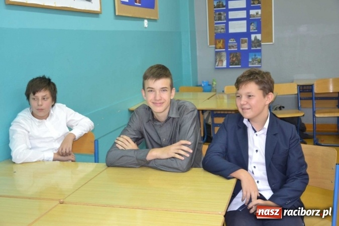 Zdjęcie w galerii na portalu naszraciborz.pl: Podwójny jubileusz szkoły w Rudach! wiadomości z regionu