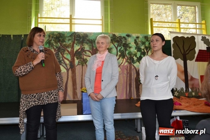 Zdjęcie w galerii na portalu naszraciborz.pl: Podwójny jubileusz szkoły w Rudach! wiadomości z regionu