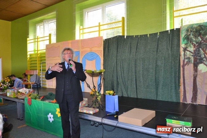 Zdjęcie w galerii na portalu naszraciborz.pl: Podwójny jubileusz szkoły w Rudach! wiadomości z regionu