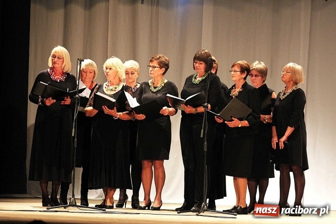 Zdjęcie w galerii na portalu naszraciborz.pl: Rada Seniorów z pompą rozpoczęła II kadencję wiadomości z regionu