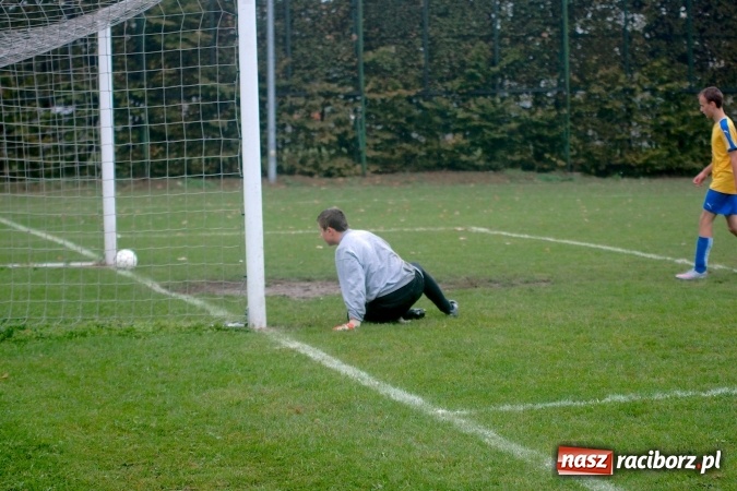 Zdjęcie w galerii na portalu naszraciborz.pl: Strzały z dystansu receptą na Wicher wiadomości z regionu