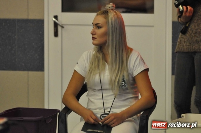 Zdjęcie w galerii na portalu naszraciborz.pl: Olimpijczyk Konrad Czerniak gościem specjalnym sprinterskich zawod&oacute;w a Puchar Dyrektora ZSOMS wiadomości z regionu