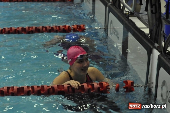 Zdjęcie w galerii na portalu naszraciborz.pl: Olimpijczyk Konrad Czerniak gościem specjalnym sprinterskich zawod&oacute;w a Puchar Dyrektora ZSOMS wiadomości z regionu