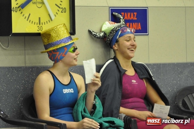 Zdjęcie w galerii na portalu naszraciborz.pl: Olimpijczyk Konrad Czerniak gościem specjalnym sprinterskich zawod&oacute;w a Puchar Dyrektora ZSOMS wiadomości z regionu