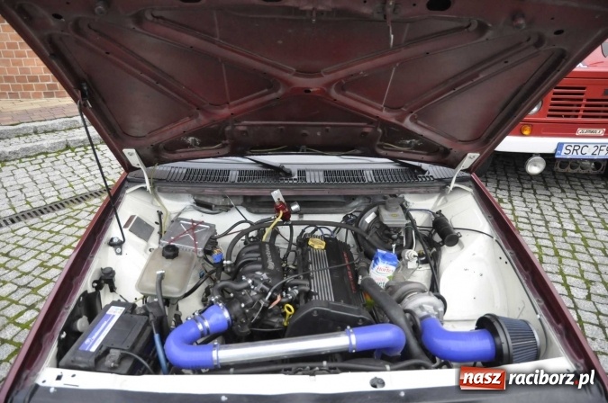 Zdjęcie w galerii na portalu naszraciborz.pl: SHOW OFF Racibórz - Ludzie Pasja Motoryzacja  wiadomości z regionu