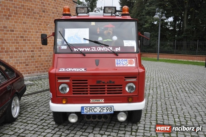 Zdjęcie w galerii na portalu naszraciborz.pl: SHOW OFF Racibórz - Ludzie Pasja Motoryzacja  wiadomości z regionu