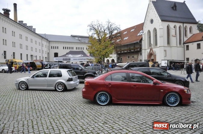 Zdjęcie w galerii na portalu naszraciborz.pl: SHOW OFF Racibórz - Ludzie Pasja Motoryzacja  wiadomości z regionu