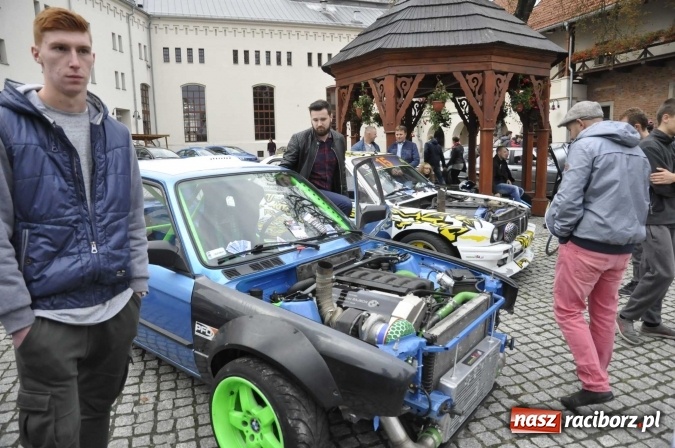 Zdjęcie w galerii na portalu naszraciborz.pl: SHOW OFF Racibórz - Ludzie Pasja Motoryzacja  wiadomości z regionu