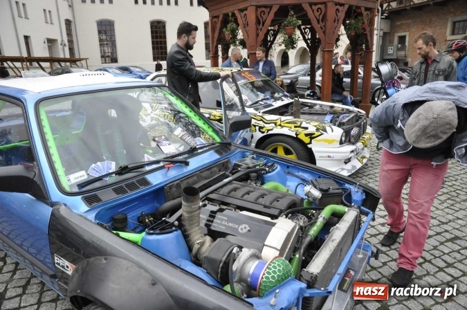 Zdjęcie w galerii na portalu naszraciborz.pl: SHOW OFF Racibórz - Ludzie Pasja Motoryzacja  wiadomości z regionu