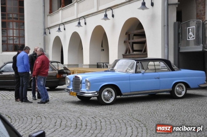 Zdjęcie w galerii na portalu naszraciborz.pl: SHOW OFF Racibórz - Ludzie Pasja Motoryzacja  wiadomości z regionu