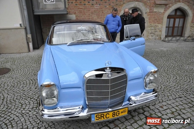 Zdjęcie w galerii na portalu naszraciborz.pl: SHOW OFF Racibórz - Ludzie Pasja Motoryzacja  wiadomości z regionu