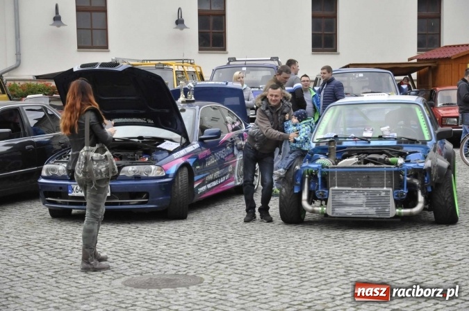 Zdjęcie w galerii na portalu naszraciborz.pl: SHOW OFF Racibórz - Ludzie Pasja Motoryzacja  wiadomości z regionu