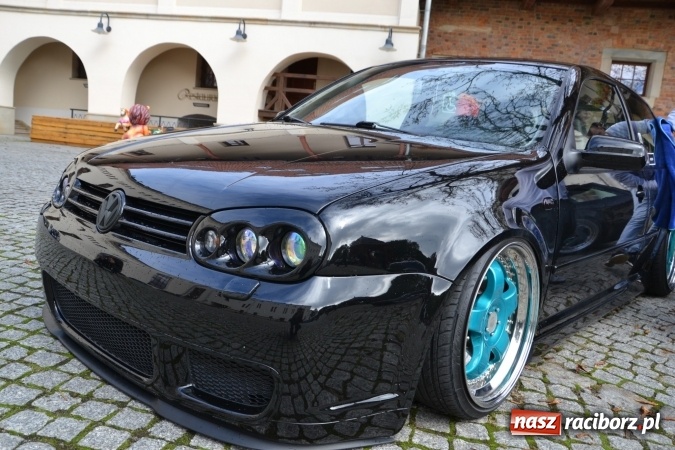 Zdjęcie w galerii na portalu naszraciborz.pl: SHOW OFF Racibórz - Ludzie Pasja Motoryzacja  wiadomości z regionu