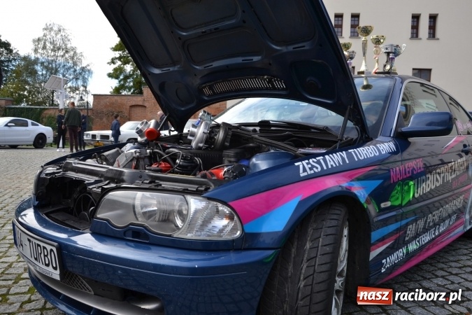 Zdjęcie w galerii na portalu naszraciborz.pl: SHOW OFF Racibórz - Ludzie Pasja Motoryzacja  wiadomości z regionu