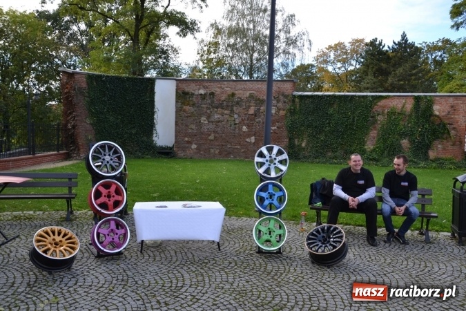 Zdjęcie w galerii na portalu naszraciborz.pl: SHOW OFF Racibórz - Ludzie Pasja Motoryzacja  wiadomości z regionu