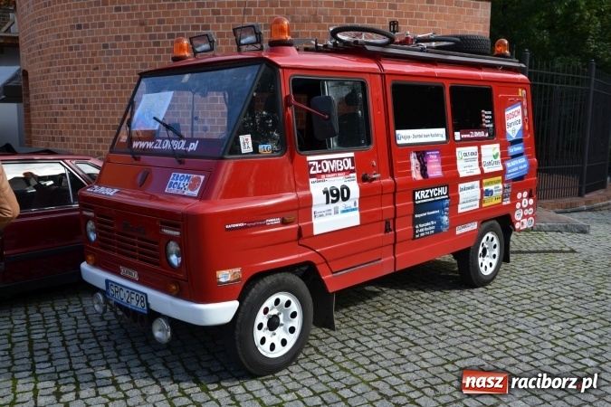 Zdjęcie w galerii na portalu naszraciborz.pl: SHOW OFF Racibórz - Ludzie Pasja Motoryzacja  wiadomości z regionu