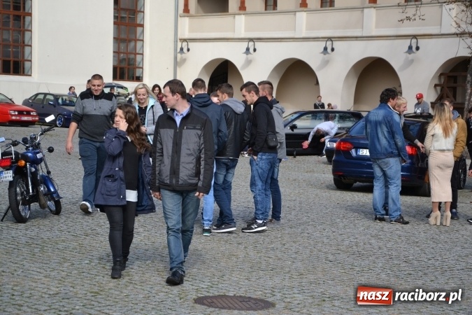 Zdjęcie w galerii na portalu naszraciborz.pl: SHOW OFF Racibórz - Ludzie Pasja Motoryzacja  wiadomości z regionu