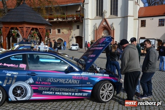 Zdjęcie w galerii na portalu naszraciborz.pl: SHOW OFF Racibórz - Ludzie Pasja Motoryzacja  wiadomości z regionu
