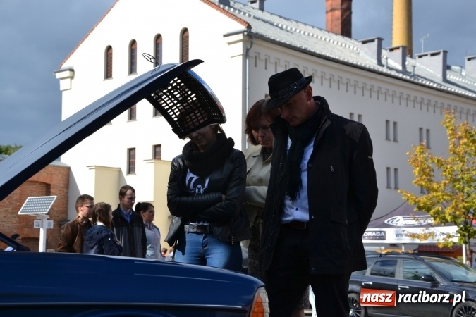 Zdjęcie w galerii na portalu naszraciborz.pl: SHOW OFF Racibórz - Ludzie Pasja Motoryzacja  wiadomości z regionu