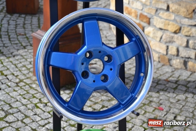 Zdjęcie w galerii na portalu naszraciborz.pl: SHOW OFF Racibórz - Ludzie Pasja Motoryzacja  wiadomości z regionu