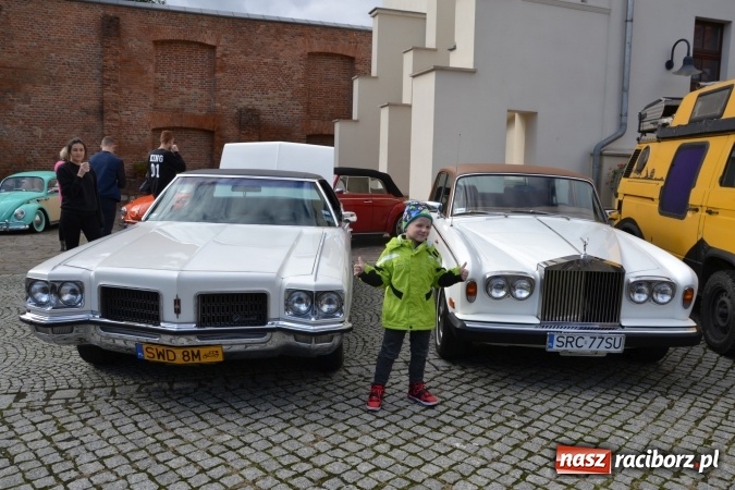 Zdjęcie w galerii na portalu naszraciborz.pl: SHOW OFF Racibórz - Ludzie Pasja Motoryzacja  wiadomości z regionu
