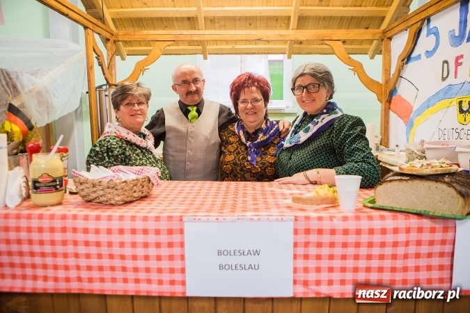 Zdjęcie w galerii na portalu naszraciborz.pl: Dzień Kultury Niemieckiej w Pietrowicach Wielkich wiadomości z regionu