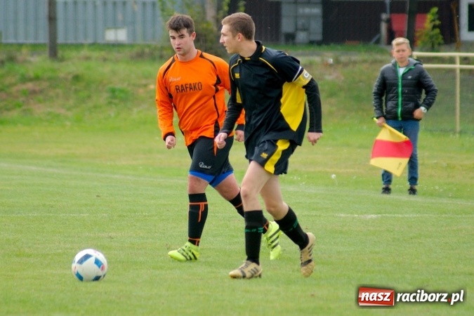 Zdjęcie w galerii na portalu naszraciborz.pl: Łatwa wygrana juniorów Rafako. Koziołki poddały mecz wiadomości z regionu