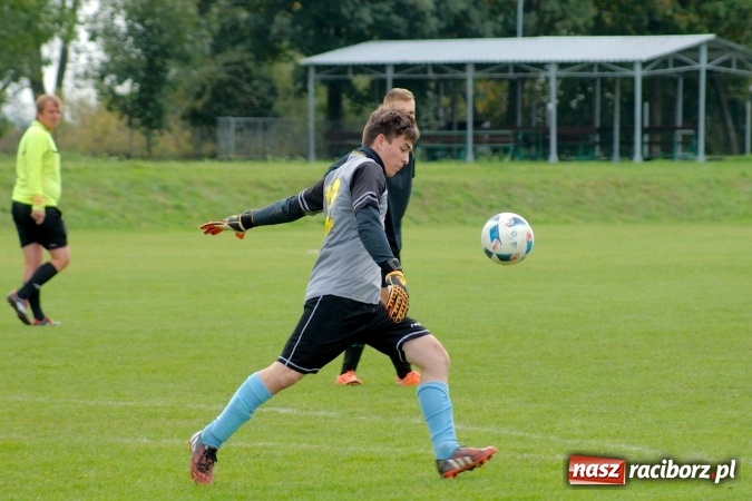 Zdjęcie w galerii na portalu naszraciborz.pl: Łatwa wygrana juniorów Rafako. Koziołki poddały mecz wiadomości z regionu
