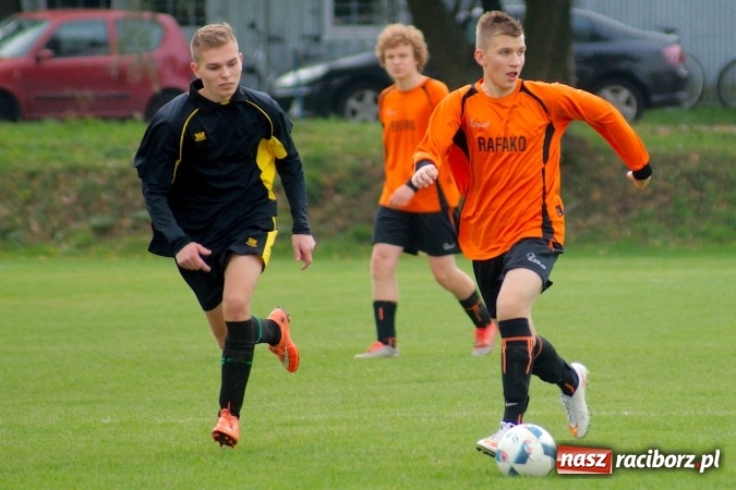 Zdjęcie w galerii na portalu naszraciborz.pl: Łatwa wygrana juniorów Rafako. Koziołki poddały mecz wiadomości z regionu