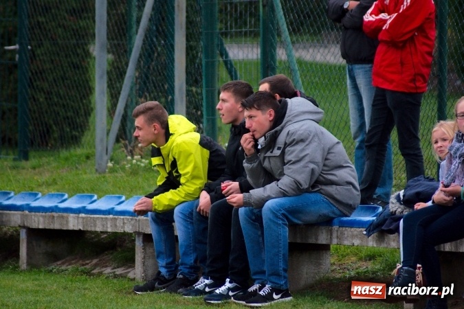 Zdjęcie w galerii na portalu naszraciborz.pl: Zła passa Markowic przerwana. Gamów pokonany wiadomości z regionu
