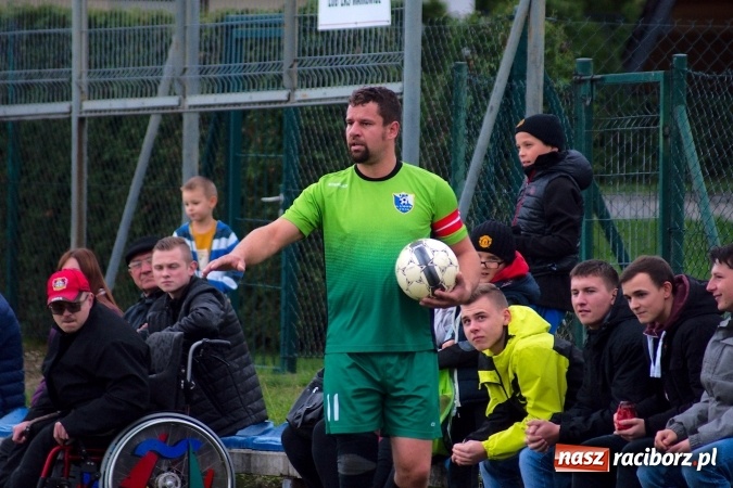 Zdjęcie w galerii na portalu naszraciborz.pl: Zła passa Markowic przerwana. Gamów pokonany wiadomości z regionu