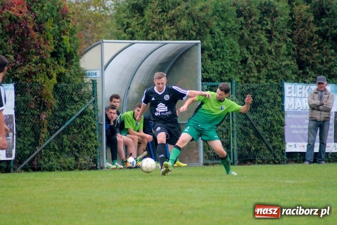 Zdjęcie w galerii na portalu naszraciborz.pl: Zła passa Markowic przerwana. Gamów pokonany wiadomości z regionu