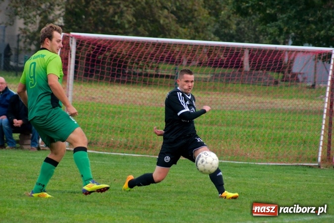 Zdjęcie w galerii na portalu naszraciborz.pl: Zła passa Markowic przerwana. Gamów pokonany wiadomości z regionu