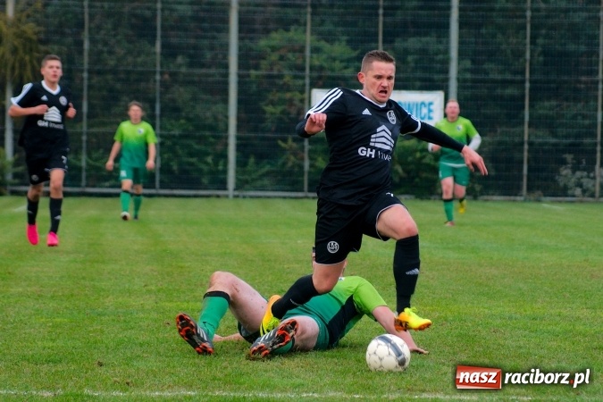 Zdjęcie w galerii na portalu naszraciborz.pl: Zła passa Markowic przerwana. Gamów pokonany wiadomości z regionu