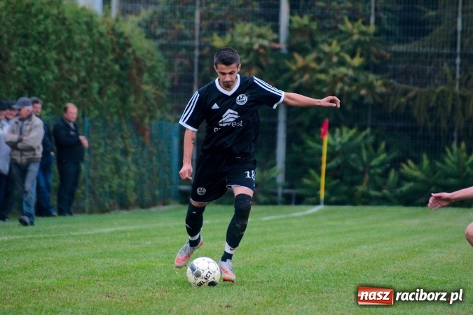 Zdjęcie w galerii na portalu naszraciborz.pl: Zła passa Markowic przerwana. Gamów pokonany wiadomości z regionu