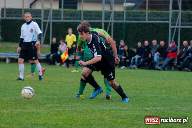 Zdjęcie w galerii na portalu naszraciborz.pl: Zła passa Markowic przerwana. Gamów pokonany wiadomości z regionu