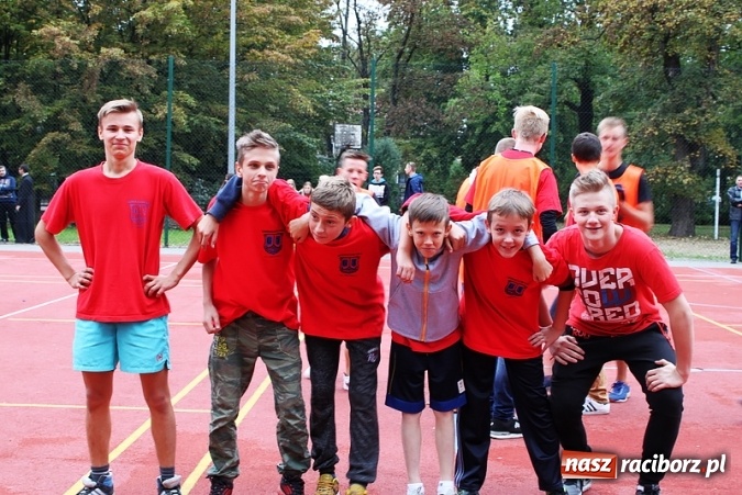 Zdjęcie w galerii na portalu naszraciborz.pl: Gimnazjum nr 5 świętowało Dzień Patrona Szkoły wiadomości z regionu