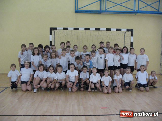 Zdjęcie w galerii na portalu naszraciborz.pl: Mikołajki na sportowo wiadomości z regionu