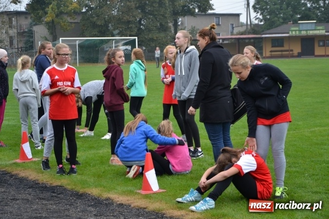 Zdjęcie w galerii na portalu naszraciborz.pl: Gminne zawody w biegach przełajowych w Tworkowie wiadomości z regionu