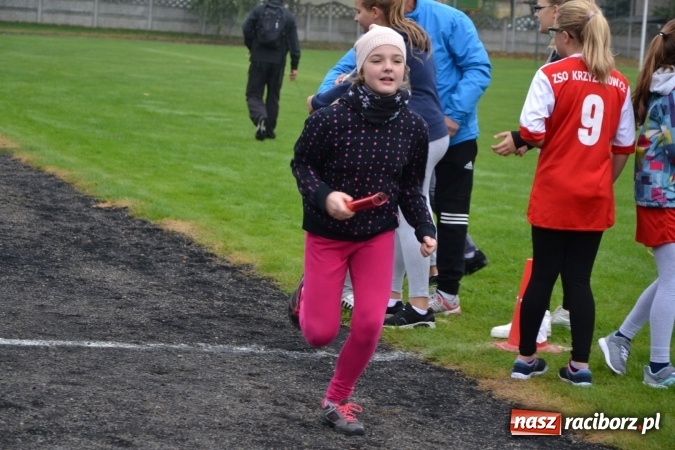 Zdjęcie w galerii na portalu naszraciborz.pl: Gminne zawody w biegach przełajowych w Tworkowie wiadomości z regionu
