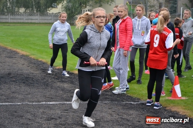 Zdjęcie w galerii na portalu naszraciborz.pl: Gminne zawody w biegach przełajowych w Tworkowie wiadomości z regionu