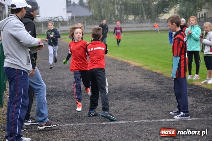 Zdjęcie w galerii na portalu naszraciborz.pl: Gminne zawody w biegach przełajowych w Tworkowie wiadomości z regionu