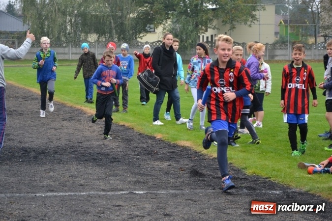 Zdjęcie w galerii na portalu naszraciborz.pl: Gminne zawody w biegach przełajowych w Tworkowie wiadomości z regionu
